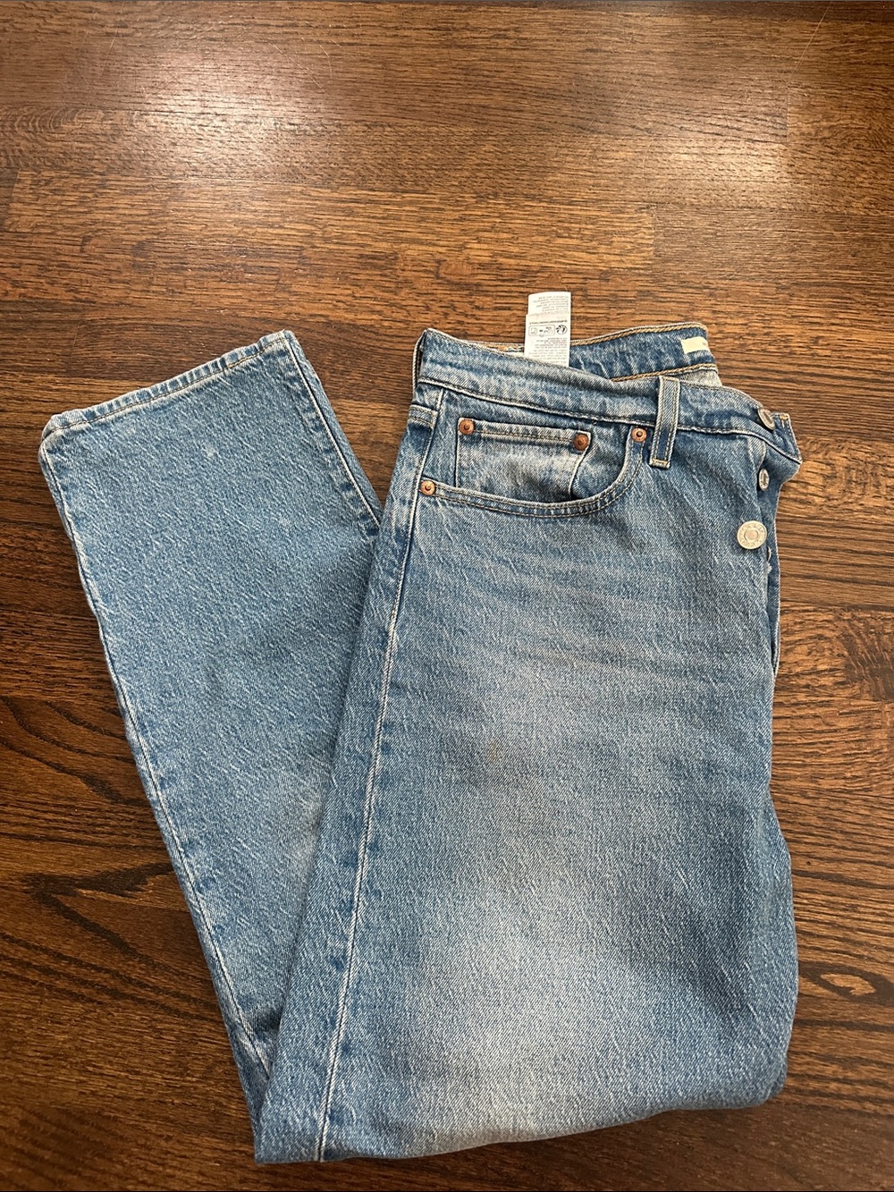 Levi's Straight Leg Jeans in Light Blue Wash